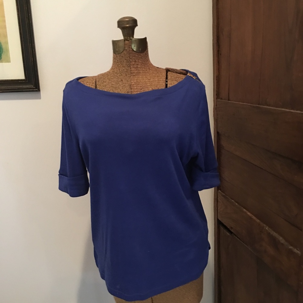 Blue T with zipper on one shoulder